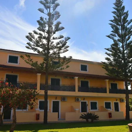 فندق Oula Maisonettes 3*