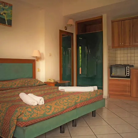 Oula Maisonettes 3*