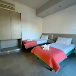 Oula Maisonettes Kávosz