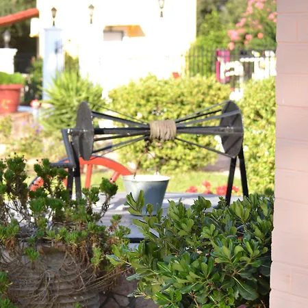 Oula Maisonettes Kávos