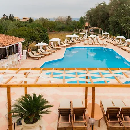 Oula Maisonettes 3* Kávos