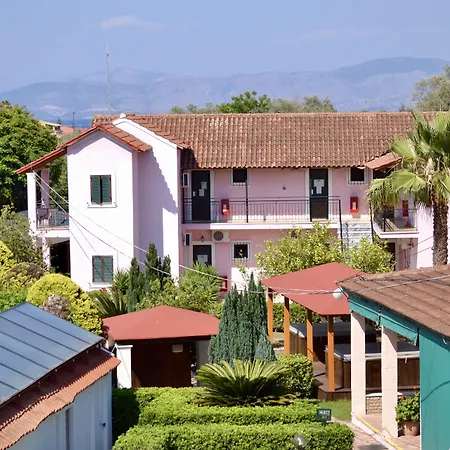 Oula Maisonettes ホテル 3*