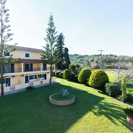 호텔 Oula Maisonettes 3*