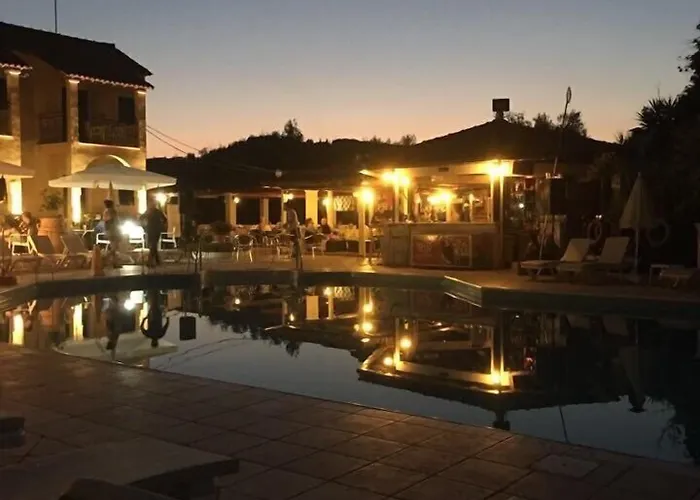 Oula Maisonettes Ξενοδοχείο 3*