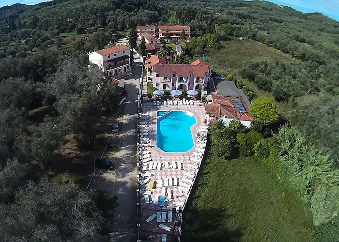 Oula Maisonettes 3* Kávos
