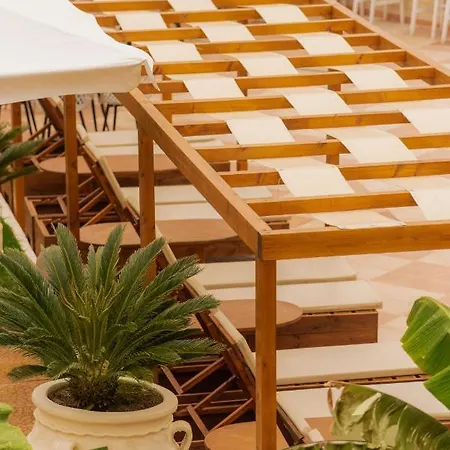 Oula Maisonettes 3* Kávos