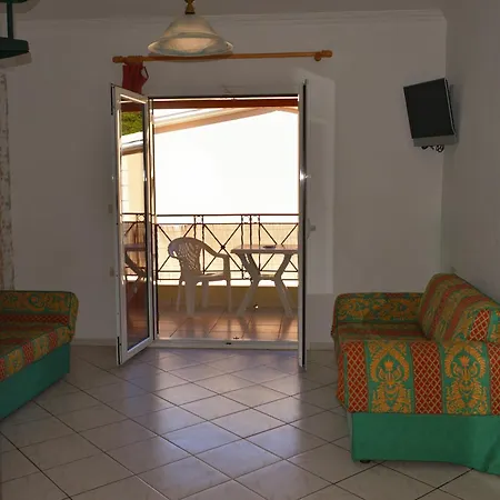 Otel Oula Maisonettes Kávos