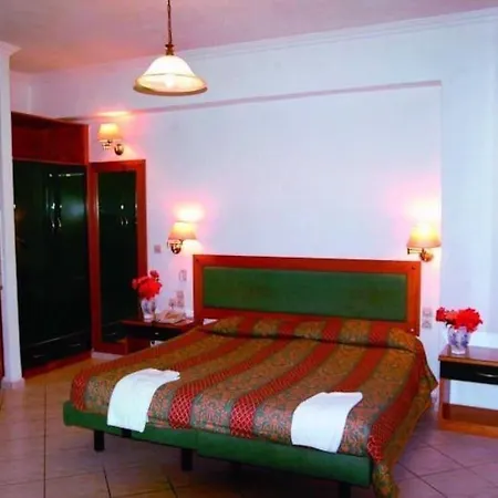 Oula Maisonettes 3*